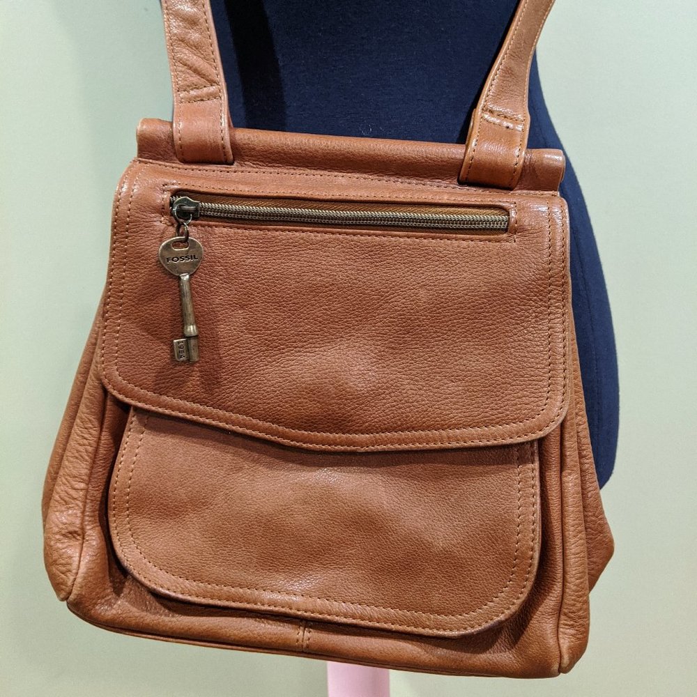 Genuine Leather Fossil Crossbody Purse 75082 - Picture 1 of 8